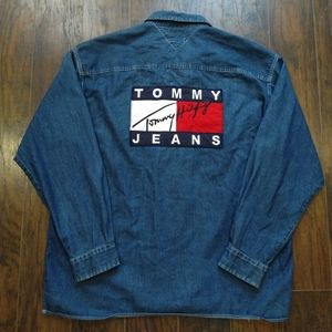 Vintage Tommy Hilfiger long sleeve zip-up shirt